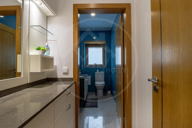 Moradia T4 para Venda em Bornes de Aguiar Foto 23