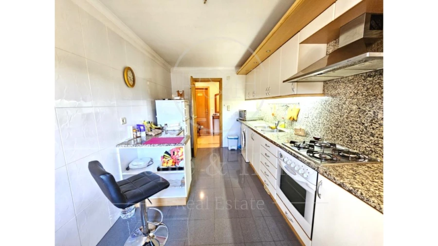 Apartamento T2 para Venda em Alcabideche Foto 18