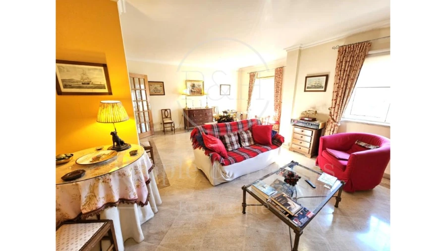 Apartamento T2 para Venda em Alcabideche Foto 10