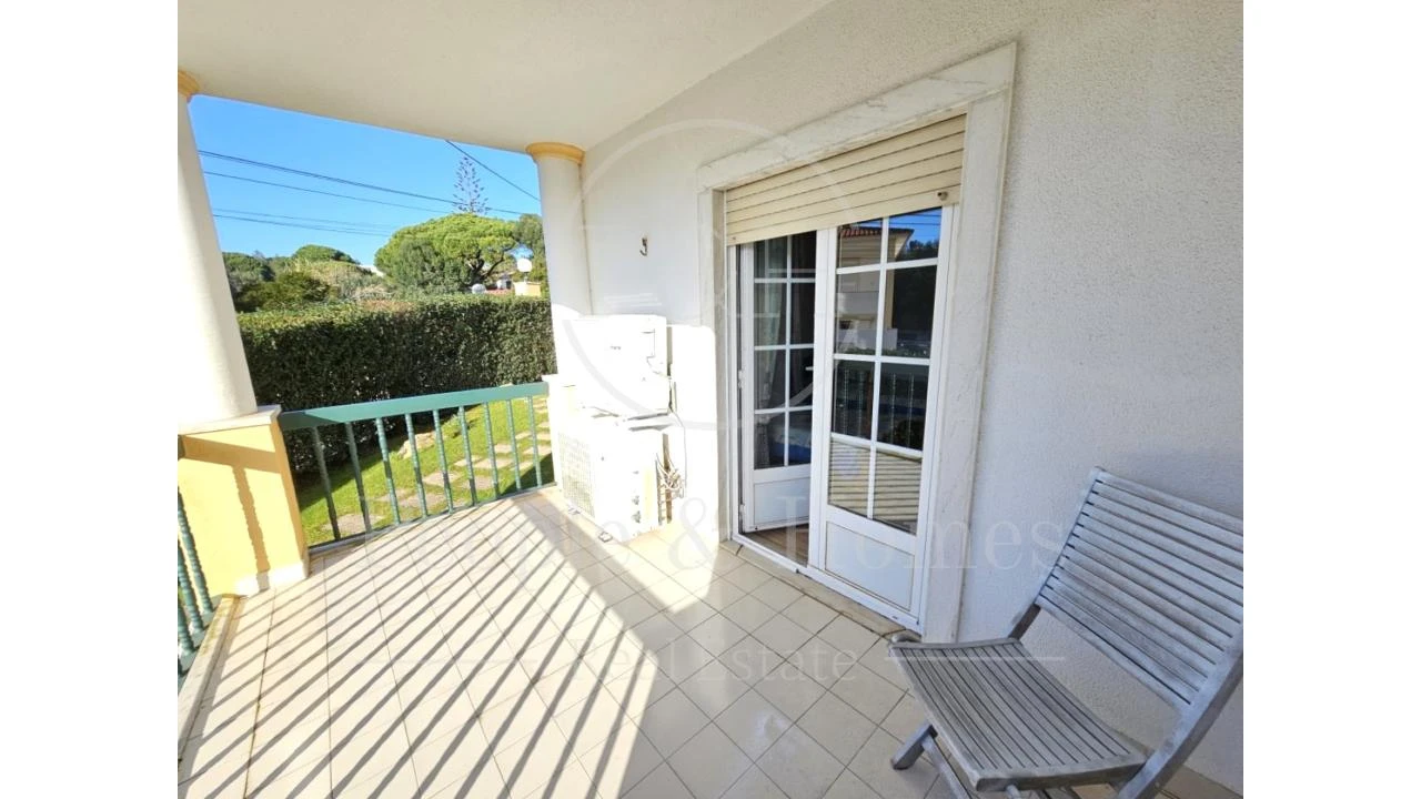 Apartamento T2 para Venda em Alcabideche Foto 31