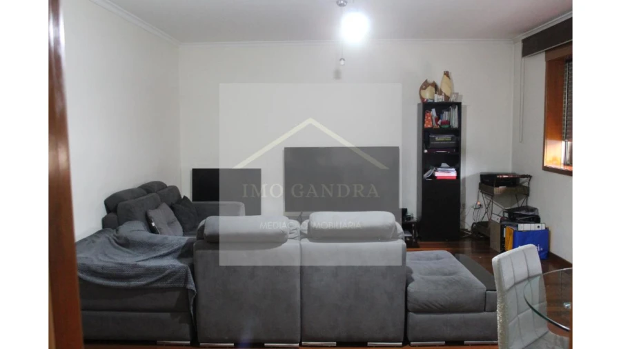 Apartamento T3 para Venda em Valongo Foto 11