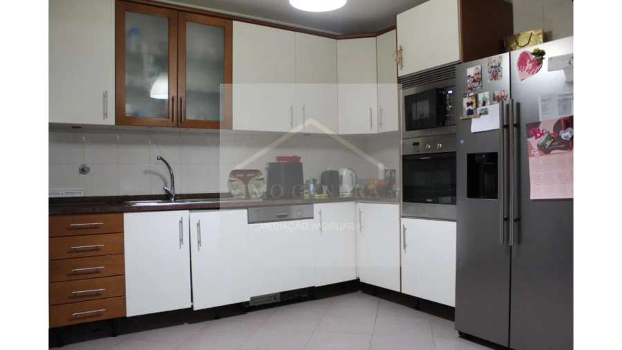 Apartamento T3 para Venda em Valongo Foto 6
