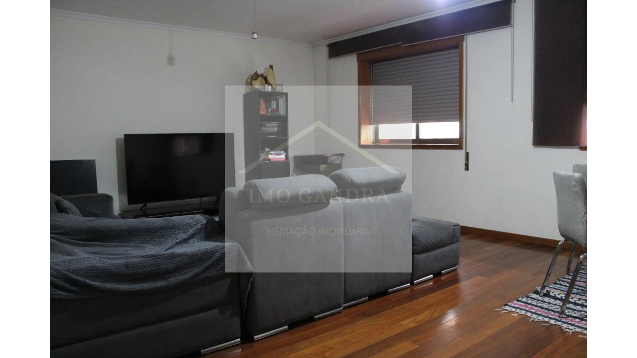 Apartamento T3 para Venda em Valongo Foto 13
