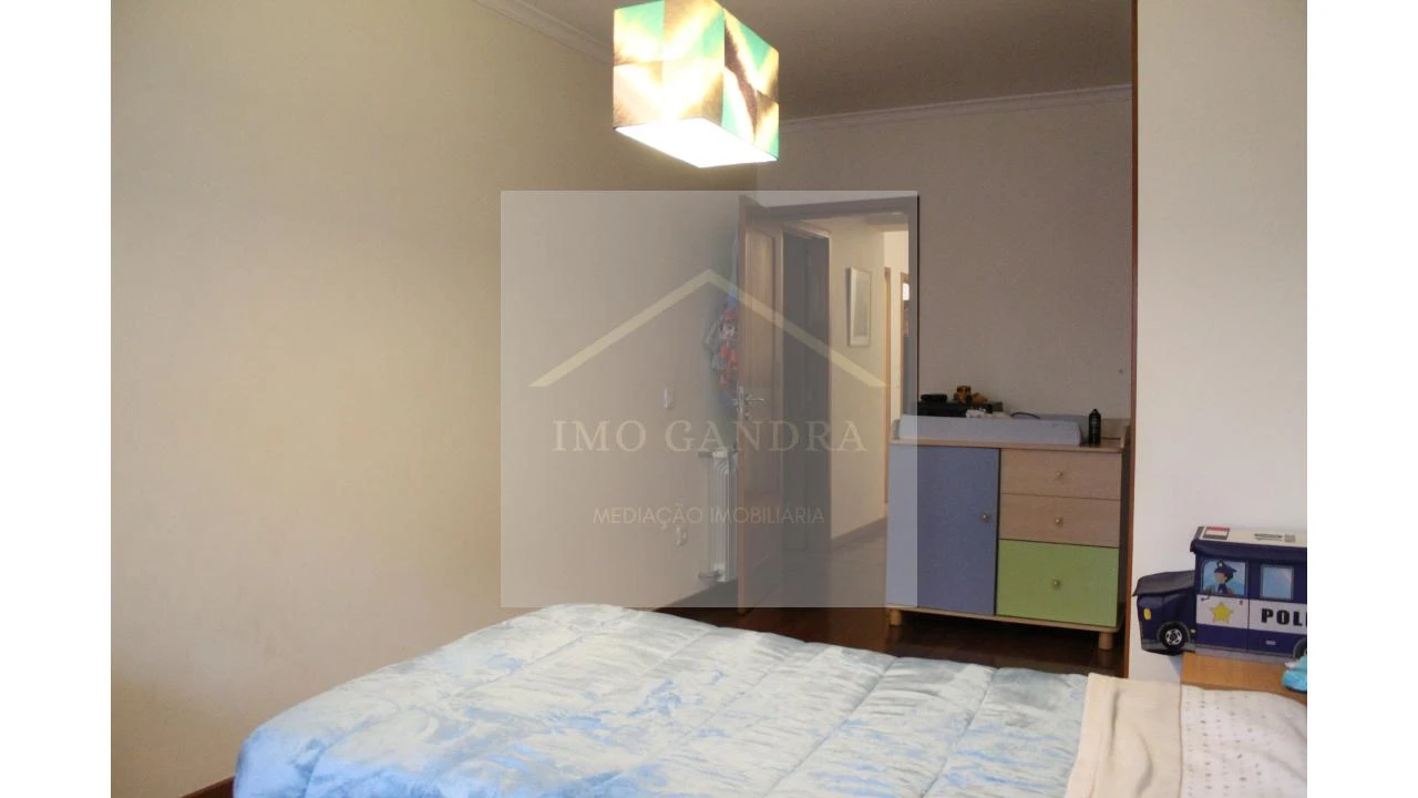 Apartamento T3 para Venda em Valongo Foto 21