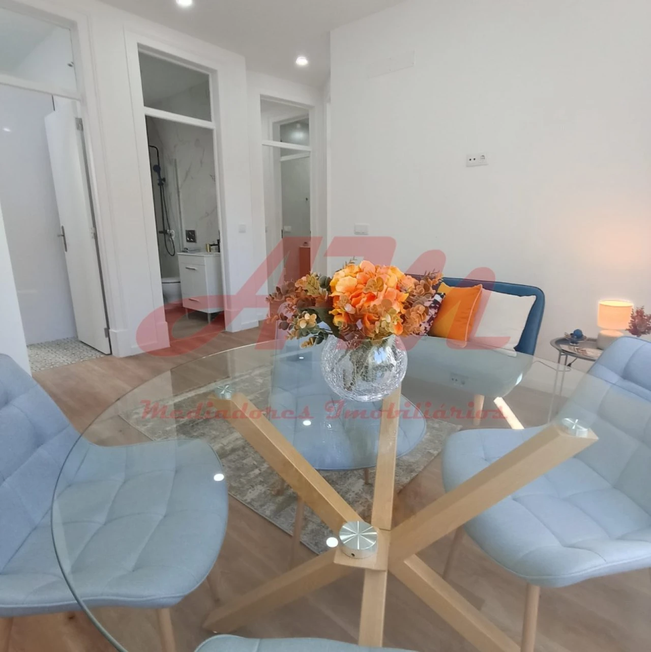 Apartamento T3 para Venda em Carnide Foto 3