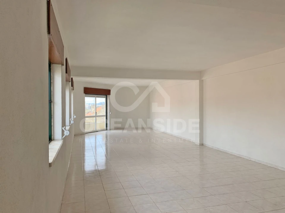 Escritório para Arrendamento em Odivelas Foto 2