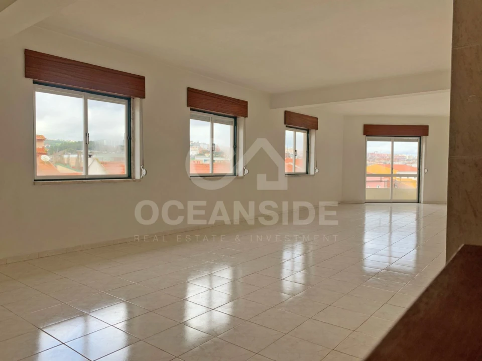 Escritório para Arrendamento em Odivelas Foto 6