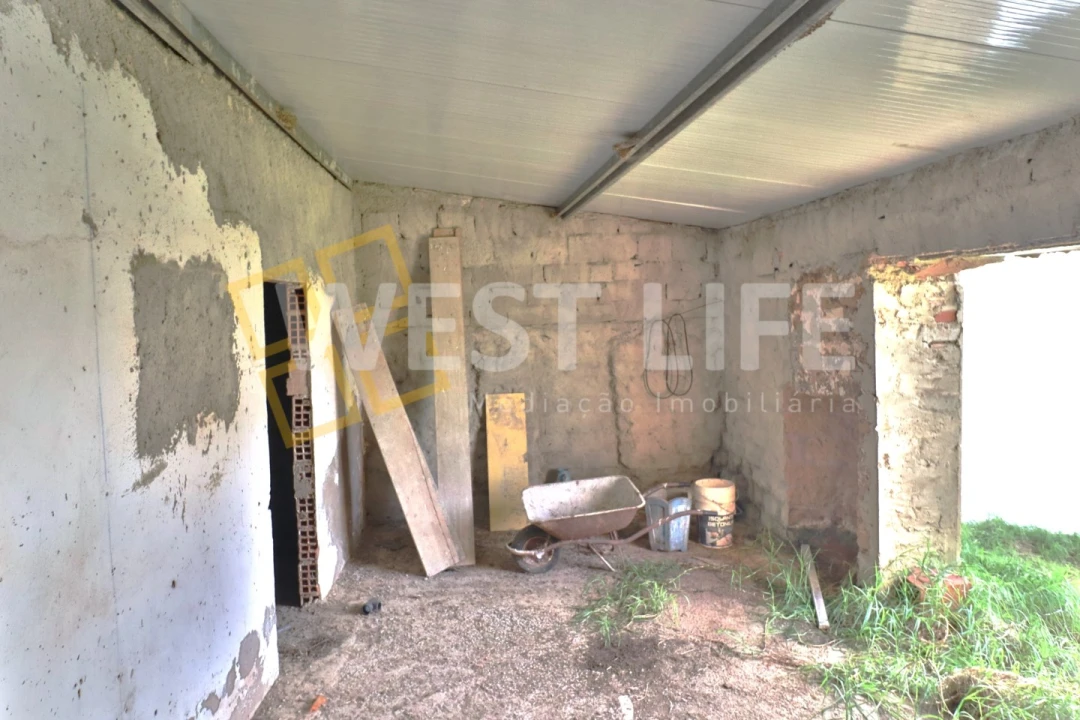 Moradia T3 para Venda em Campelos e Outeiro da Cabeça Foto 21