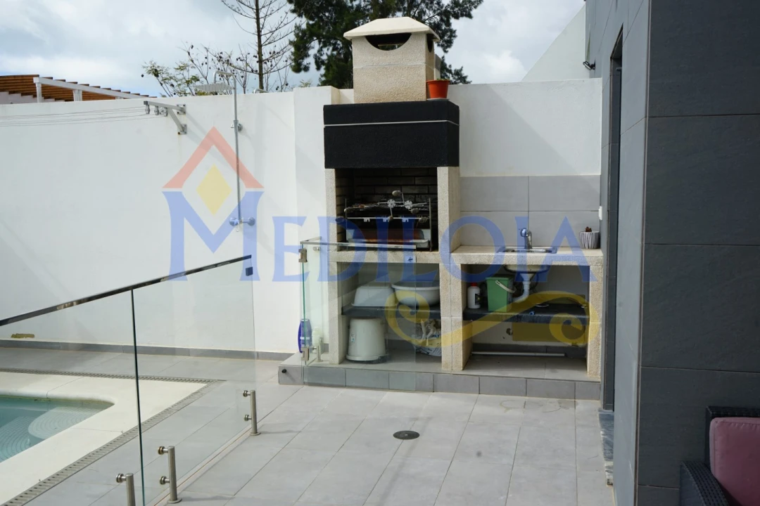 Moradia T2 para Venda em Vila Real de Santo Antonio Foto 37