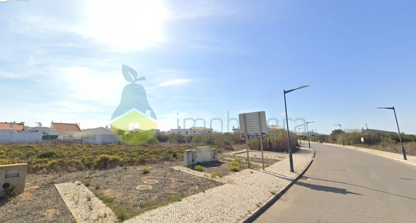 Terreno para Venda em Vila de Sagres Foto 4