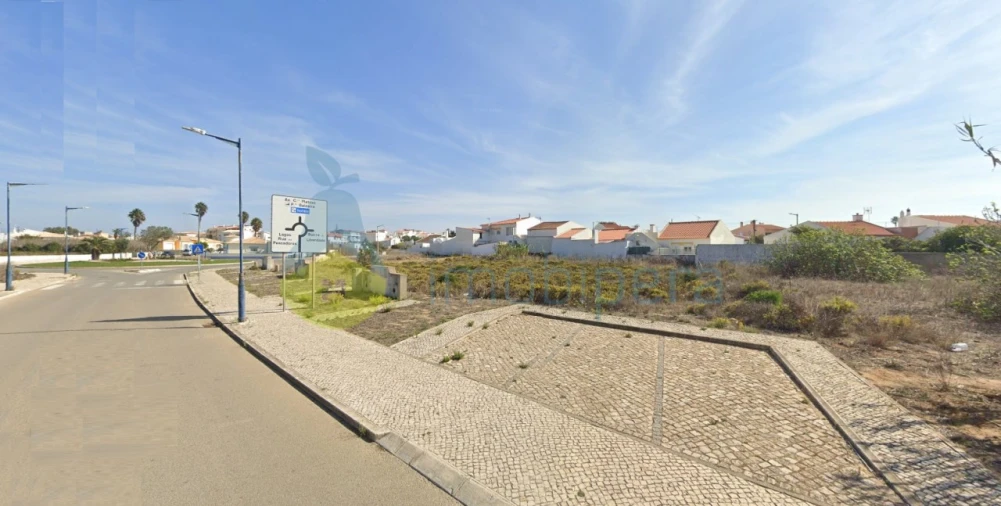 Terreno para Venda em Vila de Sagres Foto 2
