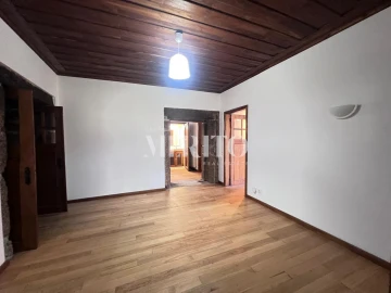 Moradia T3 para Venda em Celeirós, Aveleda e Vimieiro