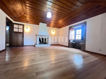 Moradia T3 para Venda em Celeirós, Aveleda e Vimieiro