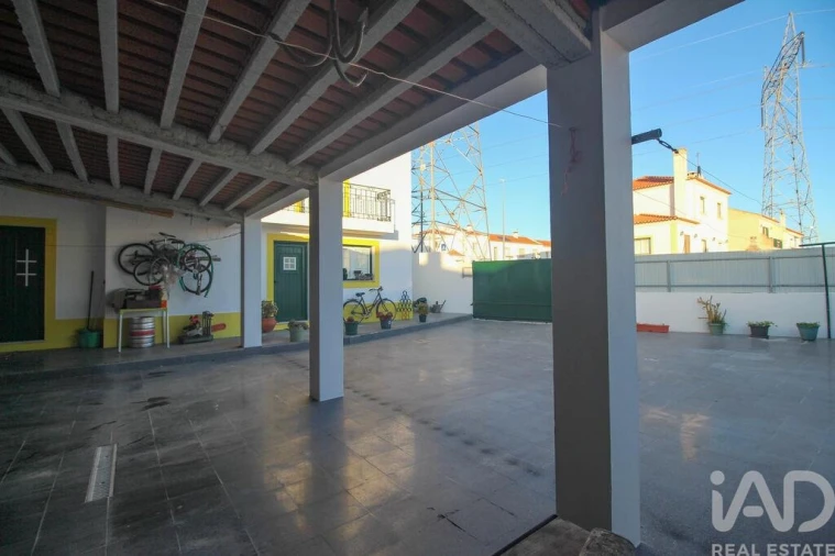 Moradia T3 para Venda em Santa Maria do Castelo e Santiago e Santa Susana Foto 28