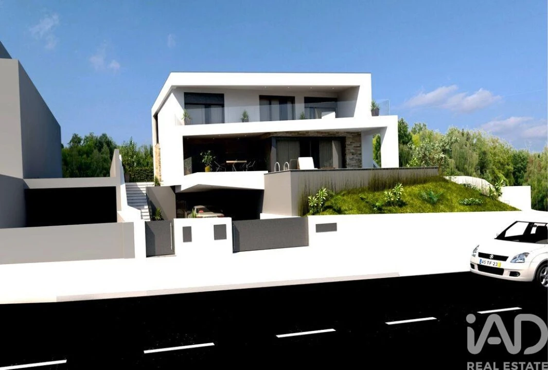 Moradia T4 para Venda em Lourinhã e Atalaia Foto 4