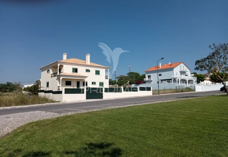 Terreno para Venda em Atalaia e Alto Estanqueiro-Jardia Foto 4