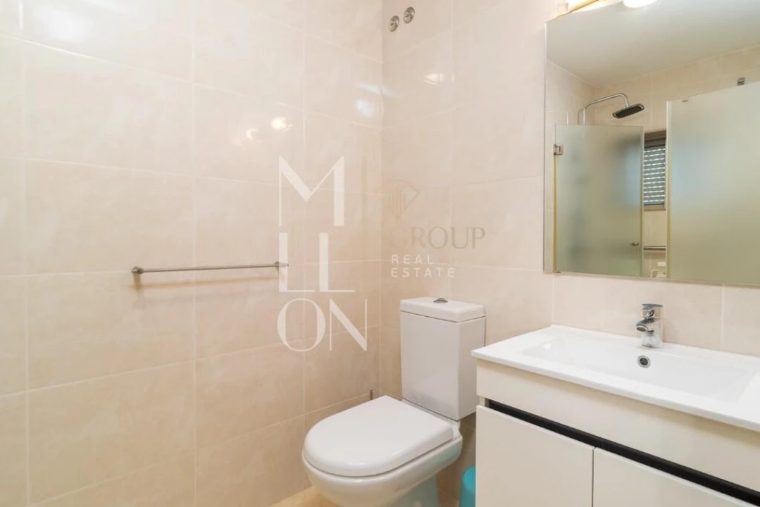 Moradia T4 para Venda em Pedrouços Foto 19