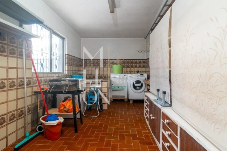 Moradia T4 para Venda em Pedrouços Foto 29