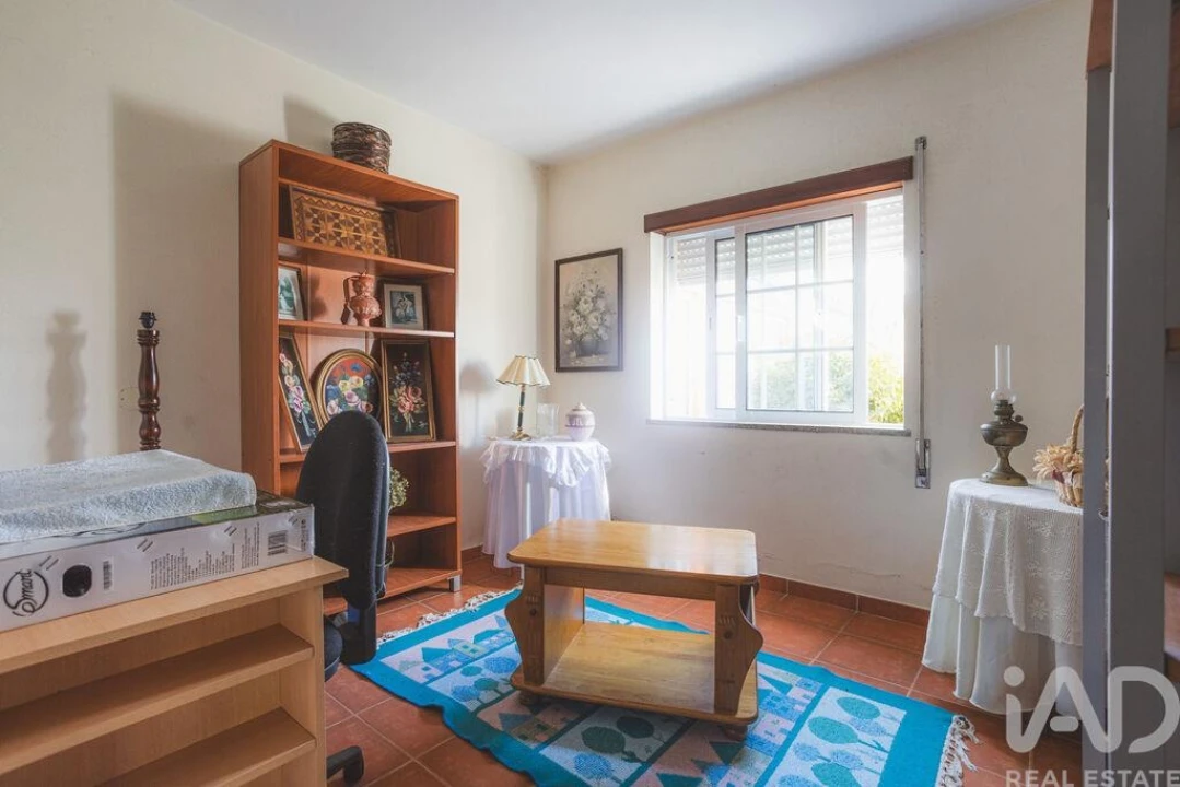 Moradia T3 para Venda em Folques Foto 17