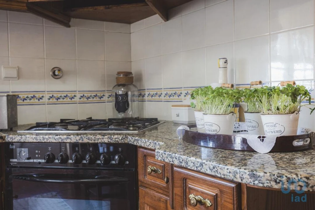 Moradia T3 para Venda em Folques Foto 6