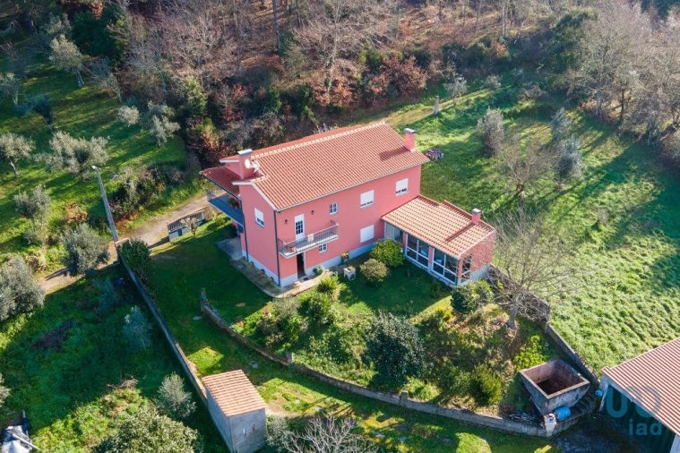 Moradia T3 para Venda em Folques Foto 2