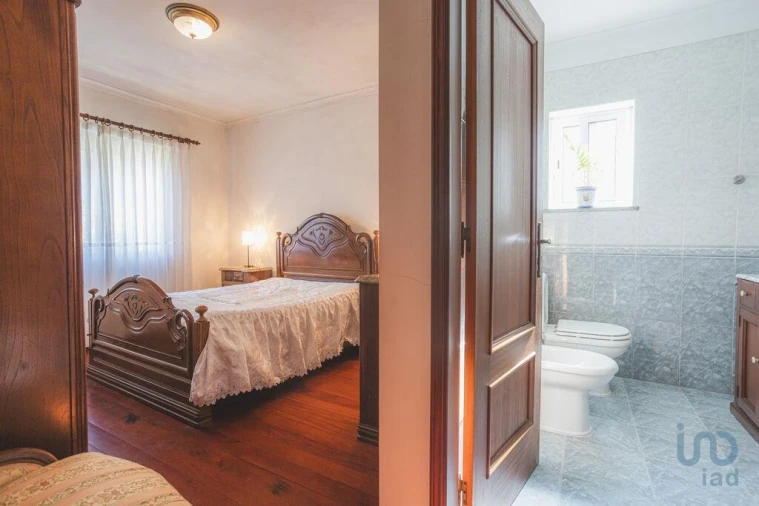 Moradia T3 para Venda em Folques Foto 8