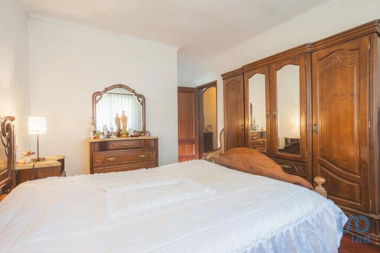 Moradia T3 para Venda em Folques Foto 10