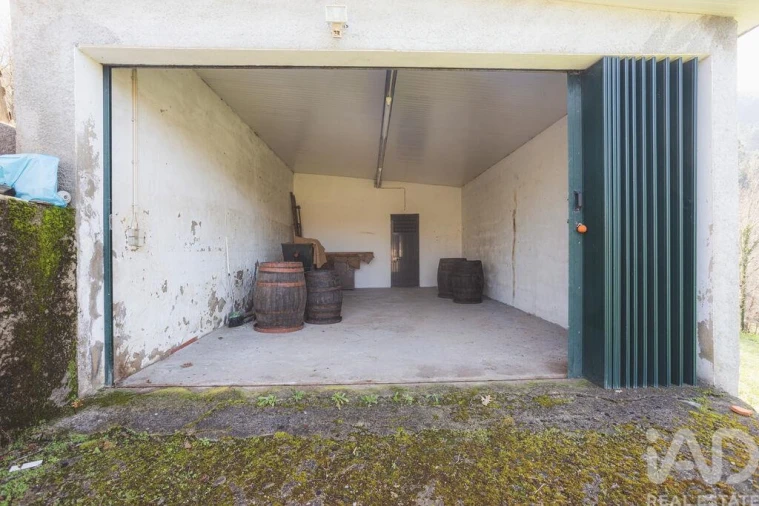 Moradia T3 para Venda em Folques Foto 21