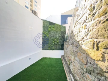 Apartamento T2 para Venda em Campanhã