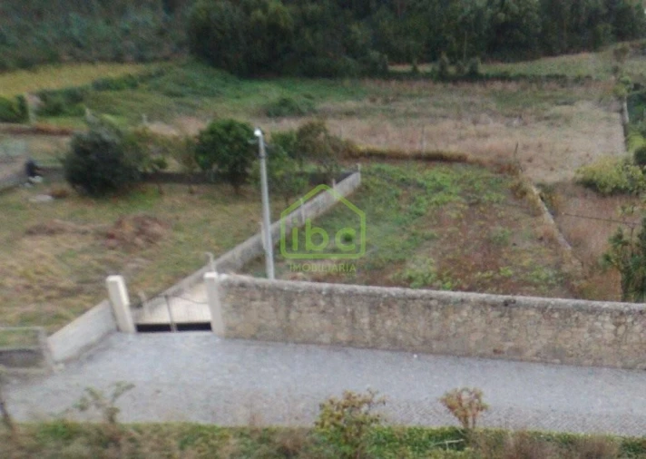 Terreno para Venda em Retorta e Tougues Foto 12