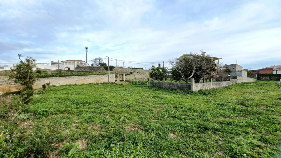 Terreno para Venda em Retorta e Tougues Foto 16