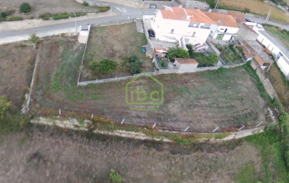 Terreno para Venda em Retorta e Tougues Foto 8