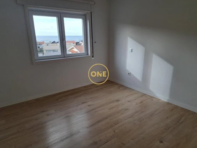 Apartamento T3 para Venda em Labruge Foto 15