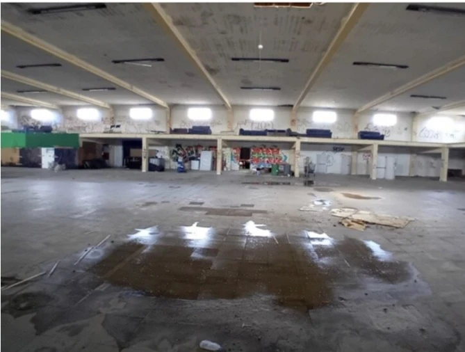 Armazém para Venda em Agualva e Mira-Sintra Foto 1