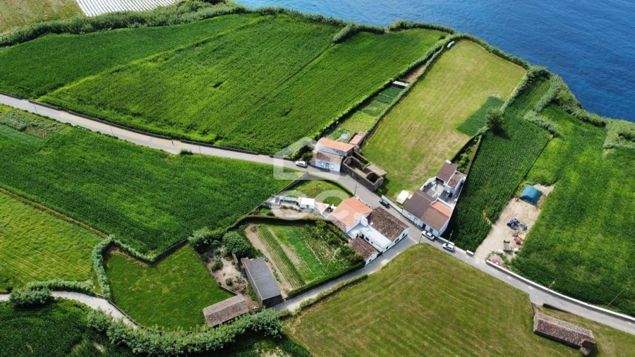 Moradia para Venda em Fenais da Ajuda Foto 12