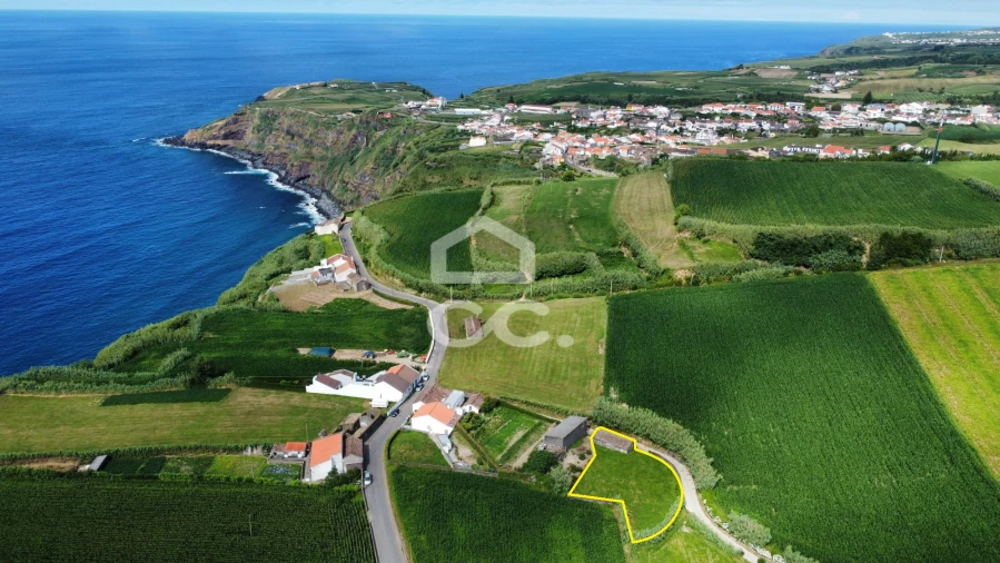 Moradia para Venda em Fenais da Ajuda Foto 1