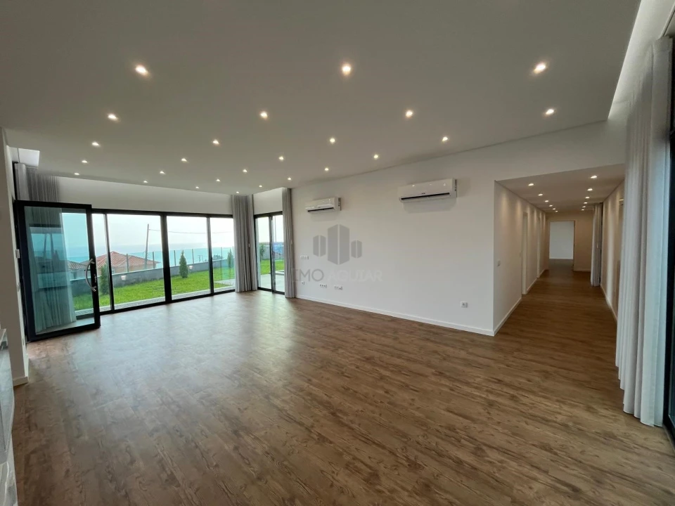 Moradia T3 para Venda em Agua de Pena Foto 20