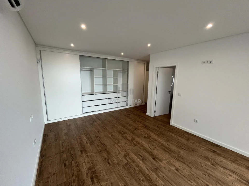 Moradia T3 para Venda em Agua de Pena Foto 13