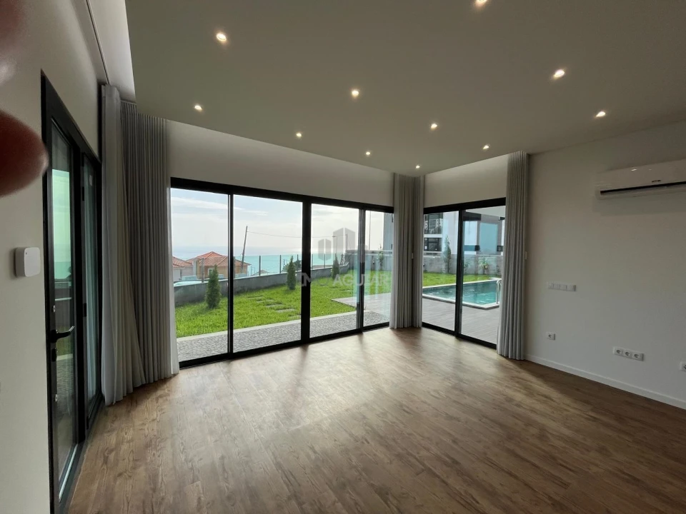 Moradia T3 para Venda em Agua de Pena Foto 11