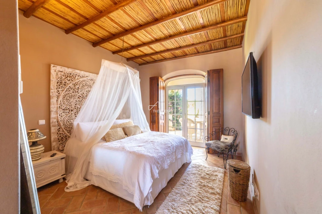 Moradia T4 para Venda em Lagos (São Sebastião e Santa Maria) Foto 45