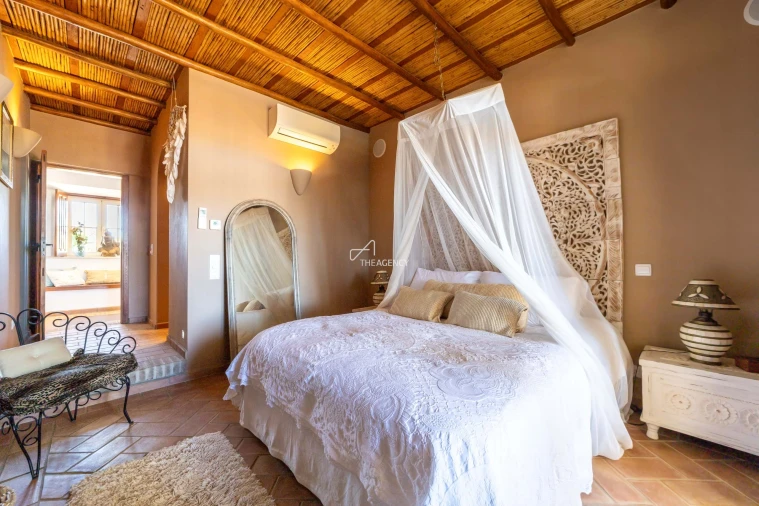 Moradia T4 para Venda em Lagos (São Sebastião e Santa Maria) Foto 44