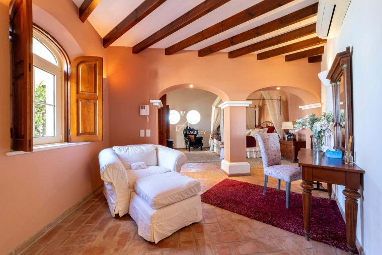 Moradia T4 para Venda em Lagos (São Sebastião e Santa Maria) Foto 34