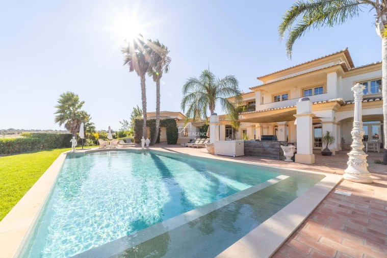 Moradia T4 para Venda em Lagos (São Sebastião e Santa Maria) Foto 25