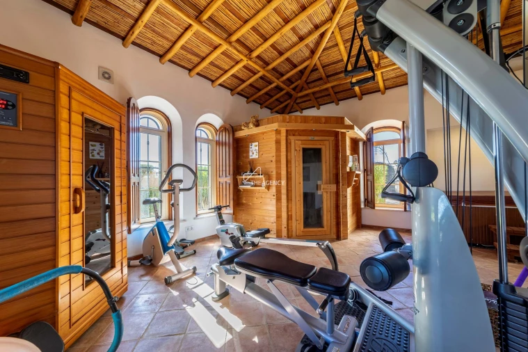 Moradia T4 para Venda em Lagos (São Sebastião e Santa Maria) Foto 38