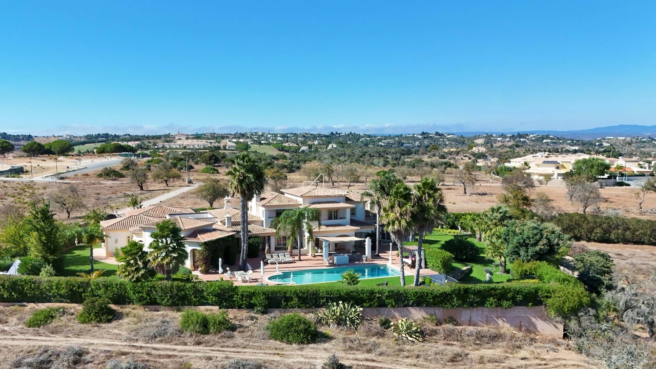 Moradia T4 para Venda em Lagos (São Sebastião e Santa Maria) Foto 61