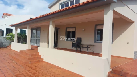 Moradia T3 para Venda em Porto Santo