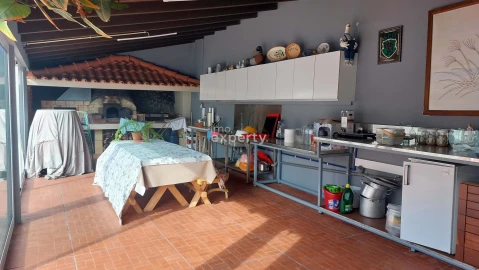 Moradia T3 para Venda em Porto Santo