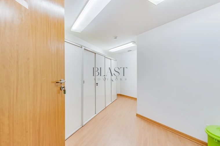 Negócio para Venda em Sacavém e Prior Velho Foto 40