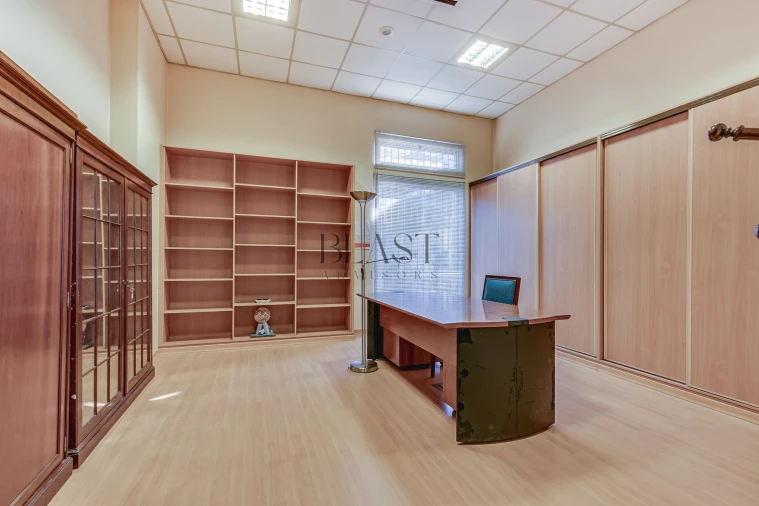 Negócio para Venda em Sacavém e Prior Velho Foto 28