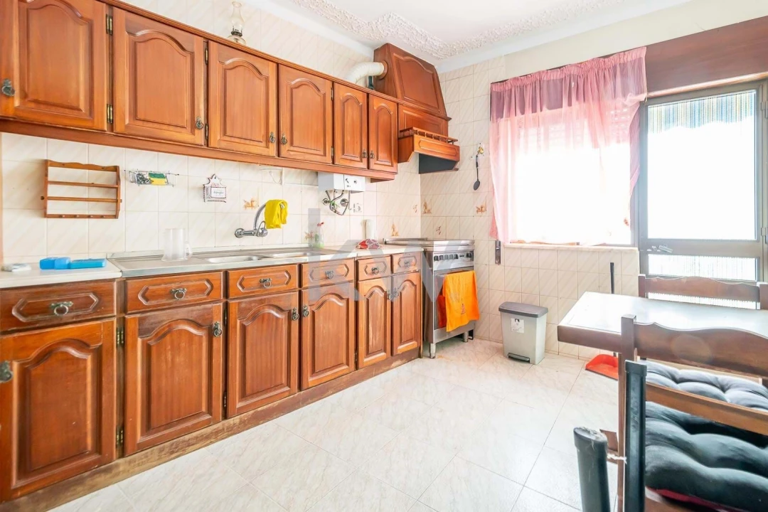 Moradia T10 para Venda em Portimão Foto 9